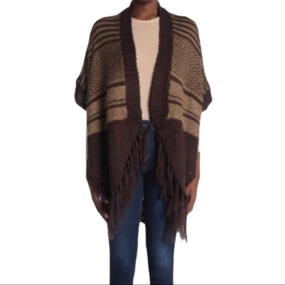 Vertigo Allover Print Fringe Kimono Cardigan Med